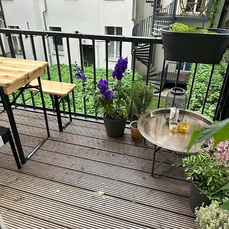 Geishas Charming Gem By Viktoria Park Apartment Berlin